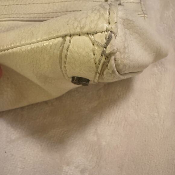 Carlos Santana Ivory Crossbody Bag Purse zippered studded small faux leather - Picture 10 of 11